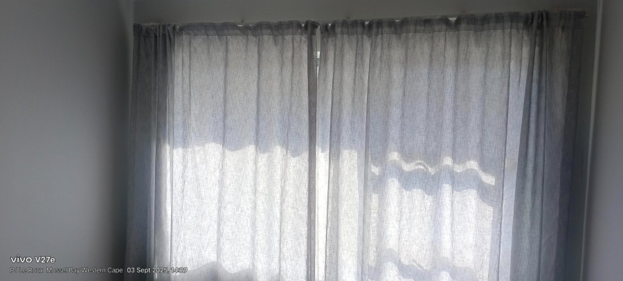 To Let 2 Bedroom Property for Rent in Hartenbos Central Western Cape